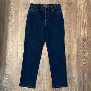 Gloria Vanderbilt Amanda Jeans - Size 10